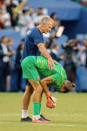 Norway vs England MIAMI, FL - 11.07.2026: NORWAY VS ENGLAND - NYLAND: Orjan of Norway cries after elimination in the match between Norway and England in the quarterfinals of the 2026 World Cup, held at Hard Rock Stadium in Miami, United States. (Photo: Marcelo Machado de Melo Fotoarena) x2983315x  MarceloxMachadoxdexMelo