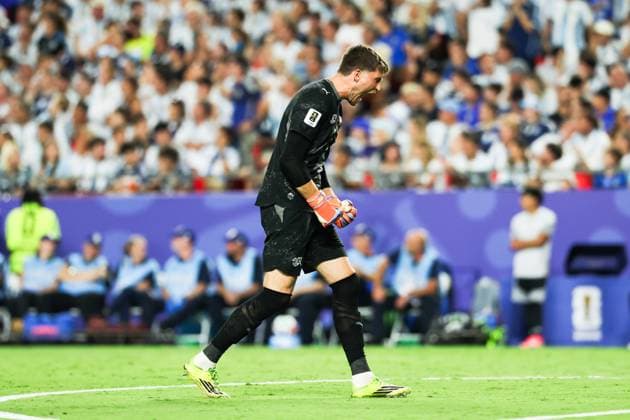 RECORD DATE NOT STATED FIFA World Cup, WM, Weltmeisterschaft, Fussball 2026 - Quarterfinals - Argentina v Switzerland Gregor Kobel Goalkeeper of Switzerland during the FIFA World Cup quarterfinal match between Argentina and Switzerland, at Kansas City Stadium, in Missouri, United States, on Saturday, July 11, 2026.(Foto: Vanessa Carvalho Brazil Photo Press IMAGO) Sports Copyright: xVanessaxCarvalhox