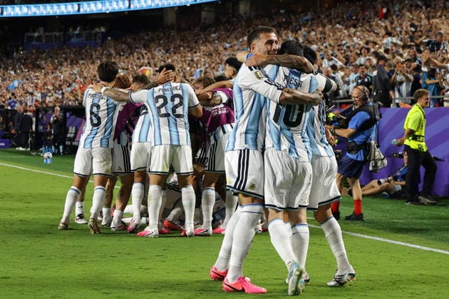 FIFA World Cup, WM, Weltmeisterschaft, Fussball 2026 quarterfinals - Argentina vs Switzerland Players of Argentina celebrate scoring the 2-1 goal during the FIFA World Cup 2026 quarterfinals match Argentina vs Switzerland, in Kansas City, Missouri, USA, 11 July 2026. KANSAS CITY United States  Copyright: xCHRISTOPHERxNEUNDORFx