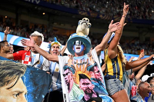 FIFA World Cup, WM, Weltmeisterschaft, Fussball 2026 quarterfinals - Argentina vs Switzerland Fans of Argentina celebrate after their team won the FIFA World Cup 2026 quarterfinals match Argentina vs Switzerland, in Kansas City, USA, 11 July 2026. KANSAS CITY United States  Copyright: xAMYxKONTRASx