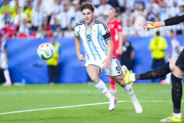 Julian Alvarez of Argentina looks on during a FIFA Men’s World Cup 2026 quarter-final football match between Argentina and Switzerland at Kansas City Stadium, in Kansas City on July 11th 2026 (Photo by Alexandra Fechete SPP)  Copyright: xAlexandraxFechete SPPx Sportspressphoto_SPR189613