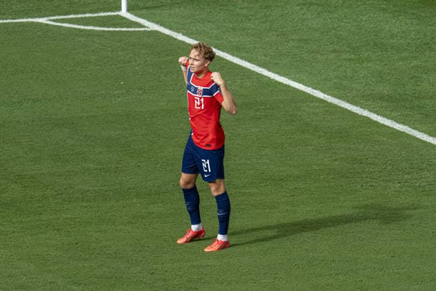 Andreas Schjelderup of Norway celebrates after scoring team s first goal during the FIFA World Cup, WM, Weltmeisterschaft, Fussball 2026 Quarter-final match between Norway and England at Miami Stadium on July 11th,2026 (Photo by Joao Bravo Sports Press Photo)  Copyright: xJoaoxBravo SportsxPressxPhotox Sportspressphoto_SPR189624