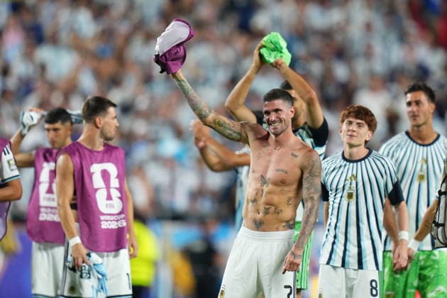 Argentina v Switzerland - FIFA World Cup, WM, Weltmeisterschaft, Fussball 2026 - Quarter Finals KANSAS CITY, MISSOURI, US - JULY 11: Rodrigo de Paul of Argentina celebrate victory during the 2026 FIFA World Cup quarter-final match between Argentina and Switzerland at Arrowhead Stadium in Kansas City, Missouri, US, on July 11, 2026. Ercin Erturk Anadolu Kansas City United States. Editorial use only. Please get in touch for any other usage.  Copyright: x2026xAnadoluxErcinxErturkx