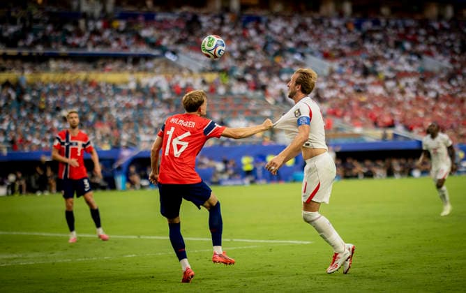 Miami, USA 11th Jul 2026. Marcus Pedersen (NOR) Harry Kane (ENG) Norway - England World Cup Norwegen - England 11.07.2026 *** Miami, USA, July 11, 2026 Marcus Pedersen (NOR) Harry Kane (ENG) Norway England World Cup Norway England July 11, 2026