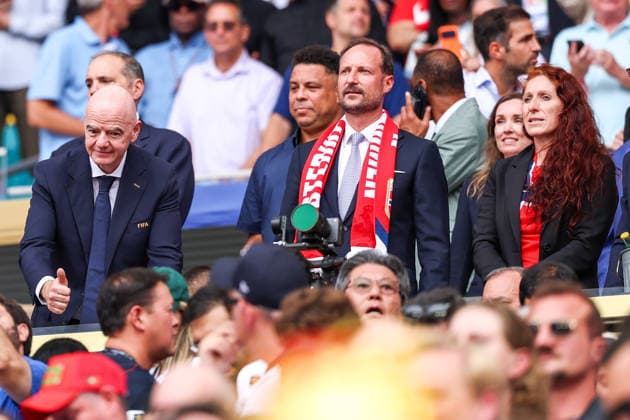 July 11, 2026, Miami, Fl, United States: FIFA President, Gianni Infantino and Crown Prince, Haakon of Norway during the FIFA World Cup, WM, Weltmeisterschaft, Fussball quarterfinal match between Norway and England, at Miami Stadium, in Florida, United States, on Saturday, July 11, 2026. FIFA World Cup 2026 - Quarterfinals - Norway V England  - ZUMAv122 20260711_aap_v122_156 Copyright: xWilliamxVolcovx