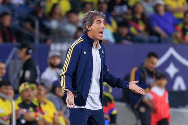 July 11, 2026, Carson, California, USA: Head coach, Guillermo Almada of the Club America questions a call during a friendly match against the LA Galaxy on Saturday July 11, 2026 at Dignity Health Sports Park Stadium in Carson, California. JAVIER ROJAS PI Carson USA - ZUMAp124 20260711_zaa_p124_002 Copyright: xJavierxRojasx