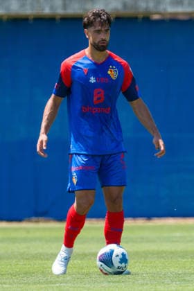 11 07 2026, Basel, Nachwuchs Campus, Friendly: FC Basel - FC Winterthur, Nicolas Vouilloz of Basel controls the ball *** July 11, 2026, Basel, Youth Campus, Friendly Match: FC Basel vs. FC Winterthur, Nicolas Vouilloz of Basel controls the ball Copyright: xJustPictures.ch PascalxvonxBürenx jp-en-PaVoB-Pavo_Fotografie-02393