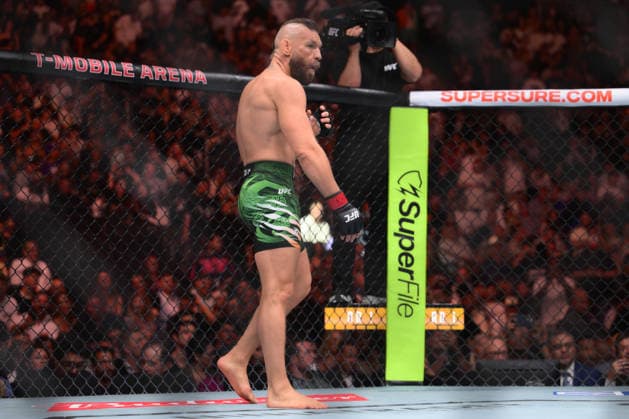 July 11, 2026, Las Vegas, Nevada, USA: CONOR MCGREGOR poses before the fight start during UFC 329 at the T-Mobile Arena in Las Vegas. UFC 329: Max Holloway Defeated Conor McGregor By TKO  - ZUMAo117 20260711_zsp_o117_091 Copyright: xMikaelxOnax