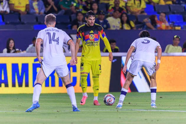July 11, 2026, Carson, California, USA: John Nelson 14 and Julian Aude 3 of the LA Galaxy defend against Raphael Veiga 23 of Club America during their International Friendly, Länderspiel, Nationalmannschaft game on Saturday July 11, 2026 at the Dignity Health Sports Park Stadium in Carson, California. Galaxy defeat America, 1-0. ARIANA RUIZ PI LA Galaxy Vs. Club America  - ZUMAp124 20260711_zaa_p124_029 Copyright: xArianaxRuizx