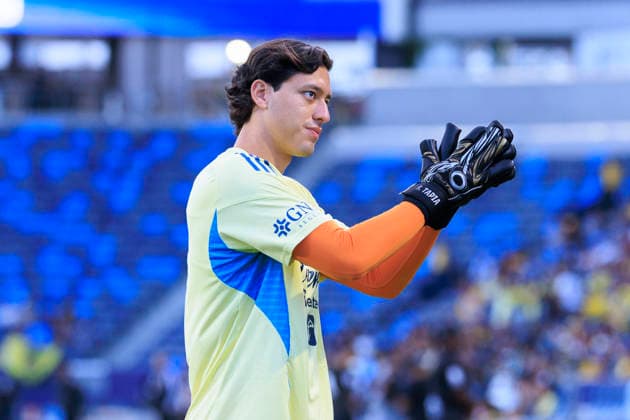 July 11, 2026, Carson, California, USA: Goalkeeper, Fernando Tapia 21 of Club America warms up prior to their International Friendly, Länderspiel, Nationalmannschaft game against the LA Galaxy on Saturday July 11, 2026 at the Dignity Health Sports Park Stadium in Carson, California. ARIANA RUIZ PI Carson USA - ZUMAp124 20260711_zaa_p124_019 Copyright: xArianaxRuizx