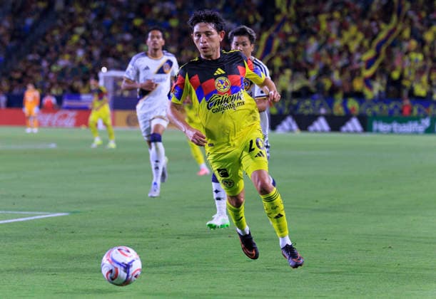 July 11, 2026, Carson, California, USA: Alexis Gutierrez 20 of Club America during their International Friendly, Länderspiel, Nationalmannschaft game against the LA Galaxy on Saturday July 11, 2026 at the Dignity Health Sports Park Stadium in Carson, California. Galaxy defeat America, 1-0. ARIANA RUIZ PI Carson USA - ZUMAp124 20260711_zaa_p124_028 Copyright: xArianaxRuizx