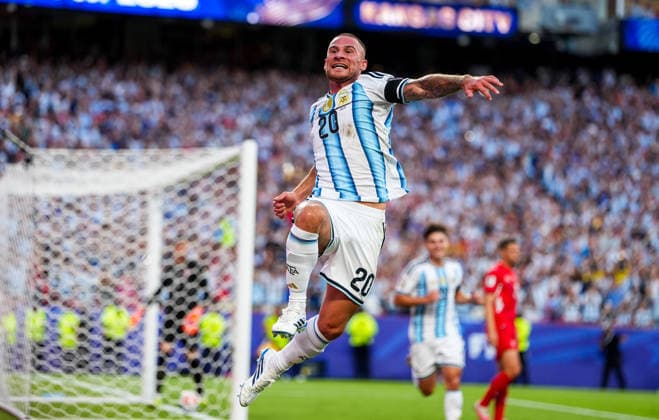 Argentina v Switzerland - FIFA World Cup, WM, Weltmeisterschaft, Fussball 2026 - Quarter Finals KANSAS CITY, MISSOURI, US - JULY 11: Alexis Mac Allister (20) of Argentina reacts in the 2026 FIFA World Cup quarter-final match between Argentina and Switzerland at Arrowhead Stadium in Kansas City, Missouri, US, on July 11, 2026. Ercin Erturk Anadolu Kansas United States. Editorial use only. Please get in touch for any other usage.  Copyright: x2026xAnadoluxErcinxErturkx