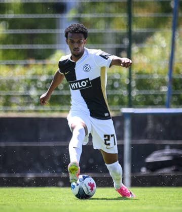 Fussball 1. Bundesliga 2026 2027 Testspiel 11.07.2026 SV Elversberg - FC Thun Filimon Gerezgiher (SV Elversberg) *** Soccer, Bundesliga 1, 2026–2027, Friendly Match, July 11, 2026, SV Elversberg vs. FC Thun, Filimon Gerezgiher, SV Elversberg