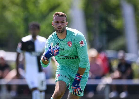 Fussball 1. Bundesliga 2026 2027 Testspiel 11.07.2026 SV Elversberg - FC Thun Torwart Niklas Steffen (FC Thun) *** Soccer, Bundesliga 1, 2026–2027, Friendly Match, July 11, 2026, SV Elversberg vs. FC Thun, Goalie Niklas Steffen, FC Thun
