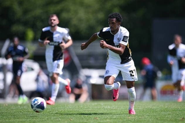 Fussball 1. Bundesliga 2026 2027 Testspiel 11.07.2026 SV Elversberg - FC Thun Filimon Gerezgiher (SV Elversberg) *** Soccer, Bundesliga 1, 2026–2027, Friendly Match, July 11, 2026, SV Elversberg vs. FC Thun, Filimon Gerezgiher, SV Elversberg