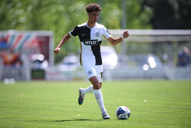 Fussball 1. Bundesliga 2026 2027 Testspiel 11.07.2026 SV Elversberg - FC Thun Noah Darvich (SV Elversberg) *** Soccer, Bundesliga 1, 2026–2027, Friendly Match, July 11, 2026, SV Elversberg vs. FC Thun, Noah Darvich, SV Elversberg