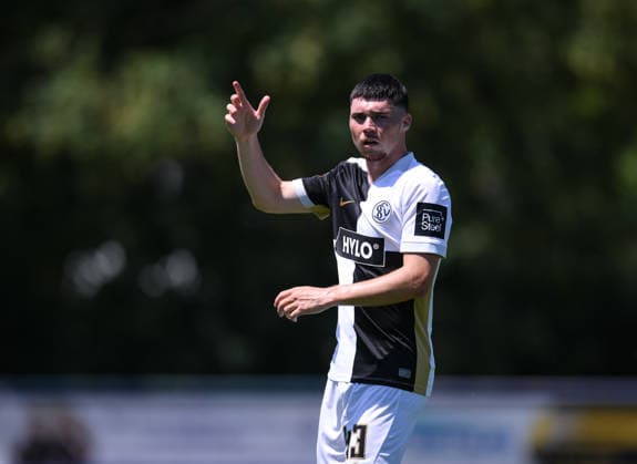 Fussball 1. Bundesliga 2026 2027 Testspiel 11.07.2026 SV Elversberg - FC Thun Felix Keidel (SV Elversberg) *** Soccer, Bundesliga 1, 2026–2027, Friendly Match, July 11, 2026, SV Elversberg vs. FC Thun, Felix Keidel, SV Elversberg