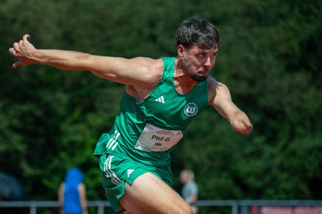 RECORD DATE NOT STATED Norddeutsche Leichtathletik Meisterschaften - Bremen, Deutschland 11.07.2026 BREMEN, DEUTSCHLAND - JULY 11: Phil GROLLA (Start Nr. 594, VfL Wolfsburg) during the Norddeutsche Leichtathletik Meisterschaften at Bremen on July 11, 2026 in Bremen, Deutschland. *** North German Track and Field Championships, Bremen, Germany, July 11, 2026 BREMEN, GERMANY JULY 11 Phil GROLLA Start No. 594, VfL Wolfsburg during the North German Track and Field Championships in Bremen on July 11, 2026 in Bremen, Germany Copyright: xBEAUTIFULxSPORTS PeterxWeberx