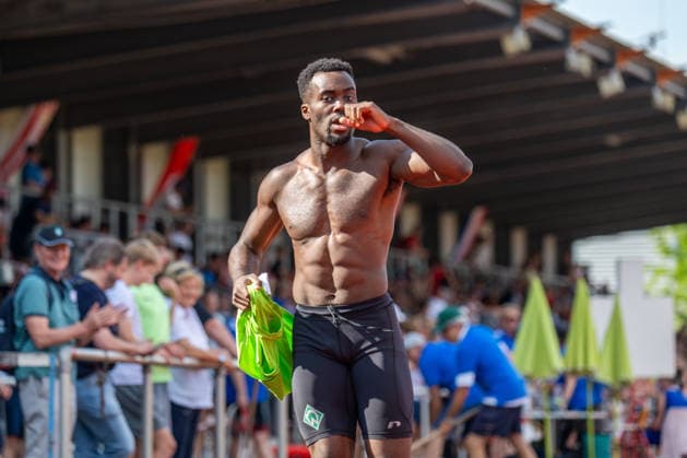 RECORD DATE NOT STATED Norddeutsche Leichtathletik Meisterschaften - Bremen, Deutschland 11.07.2026 BREMEN, DEUTSCHLAND - JULY 11: Noah OLABISI (Start Nr. 222, SV Werder Bremen) during the Norddeutsche Leichtathletik Meisterschaften at Bremen on July 11, 2026 in Bremen, Deutschland. *** North German Track and Field Championships, Bremen, Germany, July 11, 2026 BREMEN, GERMANY JULY 11 Noah OLABISI Start No. 222, SV Werder Bremen during the North German Track and Field Championships in Bremen on July 11, 2026 in Bremen, Germany Copyright: xBEAUTIFULxSPORTS PeterxWeberx