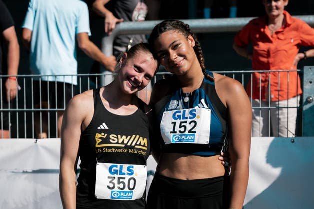 Kienast Nova Queen (Berlin Athletics Capital Club, 152, Hammerwurf Frauen), Hegemann Clara (LG Stadtwerke Muenchen, 350, Hammerwurf Frauen), GER, Leichtathletik, Athletics, Deutsche Meisterschaften U16 U20, Wattenscheid, 11.07.2026, GER, Leichtathletik, Athletics, Deutsche Meisterschaften U16 U20, Wattenscheid, 11.07.2026 Wattenscheid *** Kienast Nova Queen Berlin Athletics Capital Club, 152, Women s Hammer Throw, Hegemann Clara LG Stadtwerke Munich, 350, Women s Hammer Throw, GER, Track and Field, Athletics, German U16 and U20 Championships, Wattenscheid, July 11, 2026, GER, Track and Field, Athletics, German U16 and U20 Championships, Wattenscheid, July 11, 2026, Wattenscheid Copyright: xStefanxMayerx EP_SMR