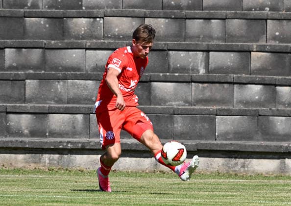 11.07.2026, xsltx, Fussball Testspiel, Eisbachtaler Sportfreunde - FSV Mainz 05 v.l. William Boving (1. FSV Mainz 05) (DFL DFB REGULATIONS PROHIBIT ANY USE OF PHOTOGRAPHS as IMAGE SEQUENCES and or QUASI-VIDEO) *** July 11, 2026, xsltx, soccer friendly match, Eisbachtaler Sportfreunde vs. FSV Mainz 05, photo by William Boving 1. FSV Mainz 05. DFL and DFB regulations prohibit any use of photographs as image sequences and or quasi-video.
