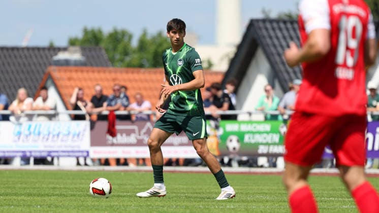 FSV Schöningen vs. VfL, Testspiel Schöningen, 11.07.2026, Fußball, Herren, Saison 2026 2027, Testspiel, FSV Schöningen vs. VfL Wolfsburg: Eryk Grzywacz (VfL Wolfsburg) Deutschland *** FSV Schöningen vs. VfL, Friendly Match in Schöningen, July 11, 2026, Soccer, Men s, 2026–2027 Season, Friendly Match, FSV Schöningen vs. VfL Wolfsburg, Eryk Grzywacz, VfL Wolfsburg, Germany