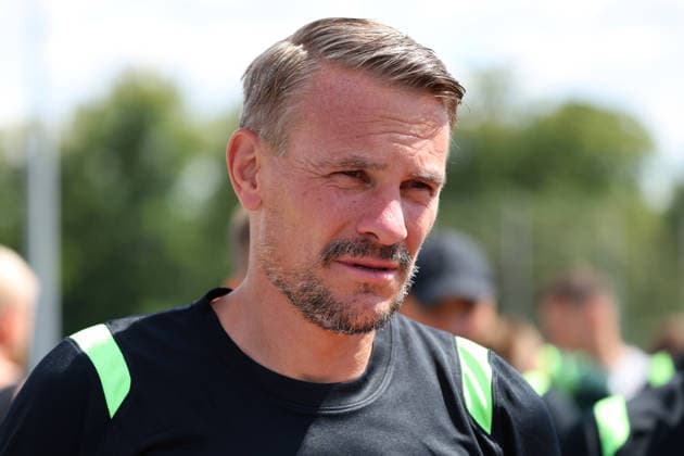 FSV Schöningen vs. VfL, Testspiel Schöningen, 11.07.2026, Fußball, Herren, Saison 2026 2027, Testspiel, FSV Schöningen vs. VfL Wolfsburg: Torwarttrainer Pascal Formann (VfL Wolfsburg) Deutschland *** FSV Schöningen vs. VfL, Friendly Match in Schöningen, July 11, 2026, Soccer, Men s, 2026–2027 Season, Friendly Match, FSV Schöningen vs. VfL Wolfsburg, Goalkeeper Coach Pascal Formann, VfL Wolfsburg, Germany