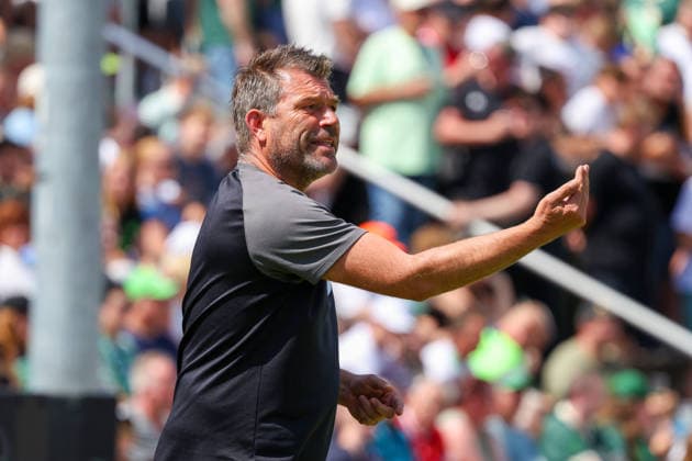 FSV Schöningen vs. VfL, Testspiel Schöningen, 11.07.2026, Fußball, Herren, Saison 2026 2027, Testspiel, FSV Schöningen vs. VfL Wolfsburg: Trainer Christian Benbennek (FSV Schöningen) Deutschland *** FSV Schöningen vs. VfL, Friendly Match in Schöningen, July 11, 2026, Soccer, Men s, 2026–2027 Season, Friendly Match, FSV Schöningen vs. VfL Wolfsburg, Coach Christian Benbennek, FSV Schöningen, Germany