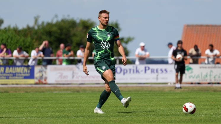 FSV Schöningen vs. VfL, Testspiel Schöningen, 11.07.2026, Fußball, Herren, Saison 2026 2027, Testspiel, FSV Schöningen vs. VfL Wolfsburg: Hauke Wahl (VfL Wolfsburg) Deutschland *** FSV Schöningen vs. VfL, Friendly Match in Schöningen, July 11, 2026, Soccer, Men s, 2026–2027 Season, Friendly Match, FSV Schöningen vs. VfL Wolfsburg, Hauke Wahl, VfL Wolfsburg, Germany
