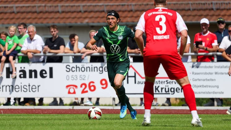 FSV Schöningen vs. VfL, Testspiel Schöningen, 11.07.2026, Fußball, Herren, Saison 2026 2027, Testspiel, FSV Schöningen vs. VfL Wolfsburg: Fabian Reese (VfL Wolfsburg) Deutschland *** FSV Schöningen vs. VfL, Friendly Match in Schöningen, July 11, 2026, Soccer, Men s, 2026–2027 Season, Friendly Match, FSV Schöningen vs. VfL Wolfsburg, Fabian Reese, VfL Wolfsburg, Germany