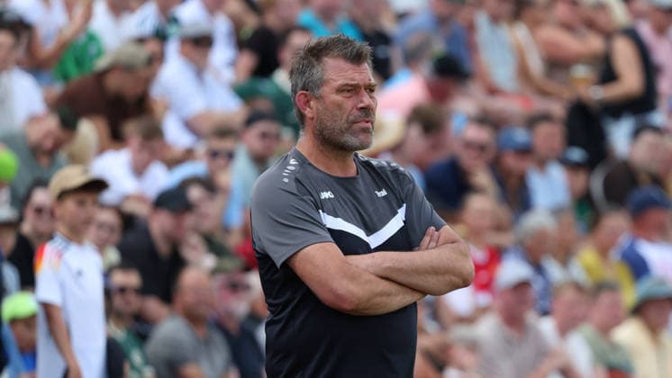 FSV Schöningen vs. VfL, Testspiel Schöningen, 11.07.2026, Fußball, Herren, Saison 2026 2027, Testspiel, FSV Schöningen vs. VfL Wolfsburg: Trainer Christian Benbennek (FSV Schöningen) Deutschland *** FSV Schöningen vs. VfL, Friendly Match in Schöningen, July 11, 2026, Soccer, Men s, 2026–2027 Season, Friendly Match, FSV Schöningen vs. VfL Wolfsburg, Coach Christian Benbennek, FSV Schöningen, Germany