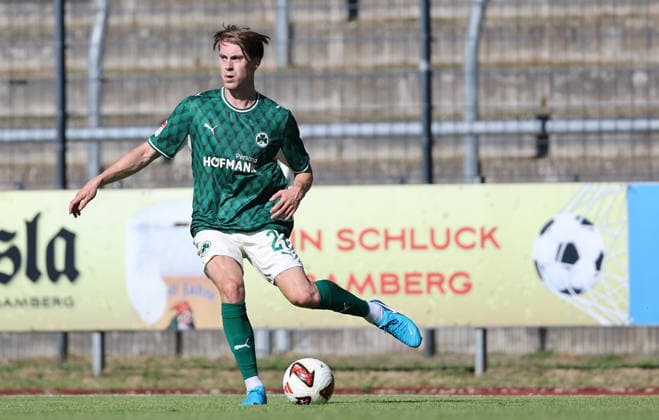 Luca Itter , Freundschaftsspiel , FC Eintracht Bamberg 2010-SpVgg Greuther Fürth , , Fußball , 2.Bundesliga in dem Fuchs-Park-Stadion in Bamberg , Bayern , Deutschland . Juli 11 , 2026 . Photo by: Davide Elias IPA Photo Pressefoto DENL Copyright: xDavidexEliasx