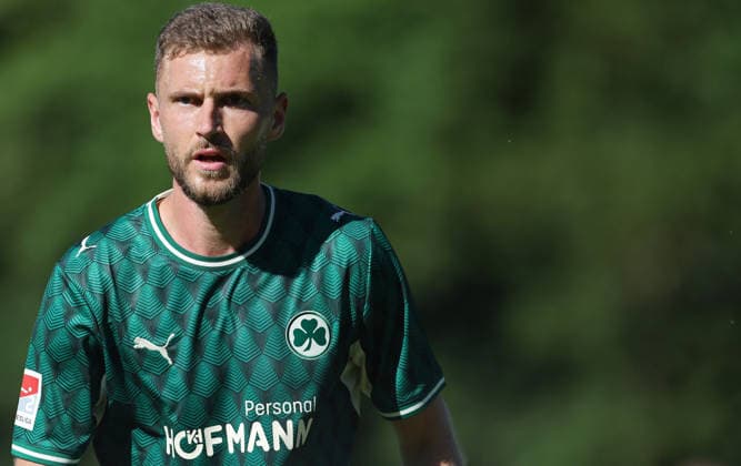 Dennis Srbeny , Freundschaftsspiel , FC Eintracht Bamberg 2010-SpVgg Greuther Fürth , , Fußball , 2.Bundesliga in dem Fuchs-Park-Stadion in Bamberg , Bayern , Deutschland . Juli 11 , 2026 . Photo by: Davide Elias IPA Photo Pressefoto DENL Copyright: xDavidexEliasx