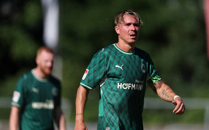 Felix Klaus , Freundschaftsspiel , FC Eintracht Bamberg 2010-SpVgg Greuther Fürth , , Fußball , 2.Bundesliga in dem Fuchs-Park-Stadion in Bamberg , Bayern , Deutschland . Juli 11 , 2026 . Photo by: Davide Elias IPA Photo Pressefoto DENL Copyright: xDavidexEliasx