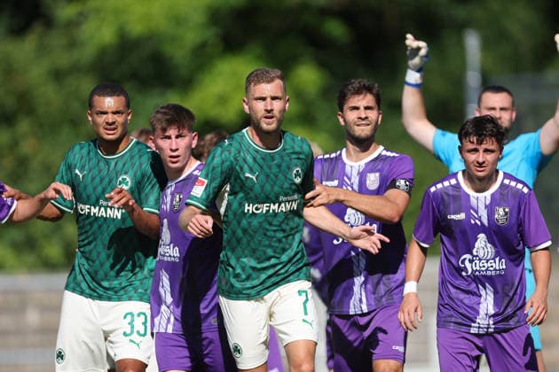 Dietz - Dennis Srbeny , Freundschaftsspiel , FC Eintracht Bamberg 2010-SpVgg Greuther Fürth , , Fußball , 2.Bundesliga in dem Fuchs-Park-Stadion in Bamberg , Bayern , Deutschland . Juli 11 , 2026 . Photo by: Davide Elias IPA Photo Pressefoto DENL Copyright: xDavidexEliasx