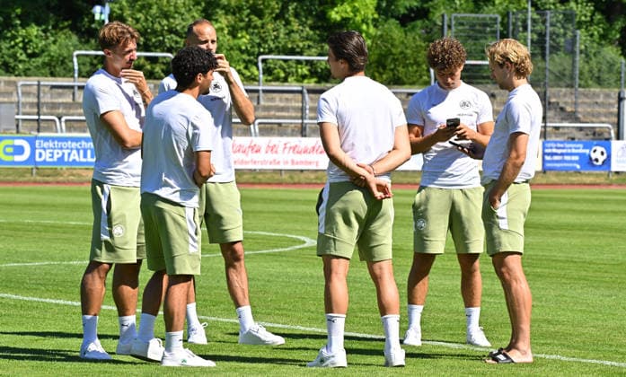 11.07.2026 - Fussball - Saison 2026 2027 - Testspiel Freundschaftsspiel - FC Eintracht Bamberg - SpVgg Greuther Fürth ( Kleeblatt ) - - Sportfoto Zink MeZi - xmexzix - regulations prohibit any use of photographs as image sequences and or quasi-video - only for editorial use - von links : Noah König (17, SpVgg Greuther Fürth ) Mehmet Avlayici (44, SpVgg Greuther Fürth ) Christian Ortag (39, SpVgg Greuther Fürth ) Leander Popp (20, SpVgg Greuther Fürth ) Raul Eliano Marita (38, SpVgg Greuther Fürth ) Philipp Müller (36, SpVgg Greuther Fürth ) *** July 11, 2026 Soccer Season 2026–2027 Exhibition Match Friendly Match FC Eintracht Bamberg vs. SpVgg Greuther Fürth Kleeblatt Sports Photo by Zink MeZi xmexzix; regulations prohibit any use of photographs as image sequences and or quasi-video; for editorial use only (from links) Noah König 17, SpVgg Greuther Fürth; Mehmet Avlayici 44, SpVgg Greuther Fürth; Christian Ortag 39, SpVgg Greuther Fürth; Leander Popp 20, SpVgg Greuther Fürth; Raul Eliano Marita 38, SpVgg Greuther Fürth Philipp Müller 36, SpVgg Greuther Fürth