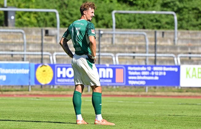 11.07.2026 - Fussball - Saison 2026 2027 - Testspiel Freundschaftsspiel - FC Eintracht Bamberg - SpVgg Greuther Fürth ( Kleeblatt ) - - Sportfoto Zink MeZi - xmexzix - regulations prohibit any use of photographs as image sequences and or quasi-video - only for editorial use - Noah König (17, SpVgg Greuther Fürth ) *** July 11, 2026 Soccer Season 2026–2027 Exhibition Match Friendly Match FC Eintracht Bamberg vs. SpVgg Greuther Fürth Kleeblatt Sports Photo by Zink MeZi xmexzix; regulations prohibit any use of photographs as image sequences and or quasi-video; for editorial use only. Noah König 17, SpVgg Greuther Fürth