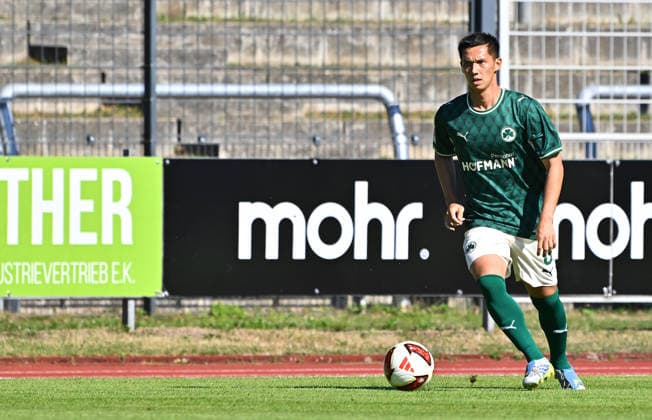 11.07.2026 - Fussball - Saison 2026 2027 - Testspiel Freundschaftsspiel - FC Eintracht Bamberg - SpVgg Greuther Fürth ( Kleeblatt ) - - Sportfoto Zink MeZi - xmexzix - regulations prohibit any use of photographs as image sequences and or quasi-video - only for editorial use - Shinta Appelkamp (8, SpVgg Greuther Fürth ) Freisteller Einzelbild *** July 11, 2026 Soccer Season 2026–2027 Exhibition Match Friendly Match FC Eintracht Bamberg vs. SpVgg Greuther Fürth Kleeblatt Sports Photo by Zink MeZi xmexzix; regulations prohibit any use of photographs as image sequences and or quasi-video; for editorial use only. Shinta Appelkamp 8, SpVgg Greuther Fürth, cropped single image