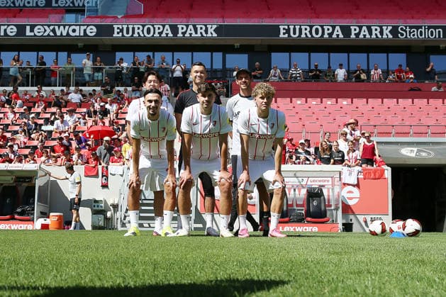12.07.2026, xrekx, Fussball 1.Bundesliga, SC Freiburg - Trainingsauftakt Saison 2026 27 v.l. (hinten) Rihito Yamamoto (SC Freiburg) Mio Backhaus (SC Freiburg) Julian Schuster, Trainer (SC Freiburg) (vorne) Berkay Yilmaz (SC Freiburg) Karl Steinmann (SC Freiburg) Rouven Tarnutzer (SC Freiburg) (DFL DFB REGULATIONS PROHIBIT ANY USE OF PHOTOGRAPHS as IMAGE SEQUENCES and or QUASI-VIDEO) Freiburg *** July 12, 2026, xrekx, Soccer, Bundesliga 1, SC Freiburg Start of Training for the 2026–27 Season; from left to right in the back row: Rihito Yamamoto (SC Freiburg), Mio Backhaus (SC Freiburg), Julian Schuster, SC Freiburg Coach; front row: Berkay Yilmaz (SC Freiburg), Karl Steinmann (SC Freiburg), Rouven Tarnutzer (SC Freiburg); DFL and DFB regulations prohibit any use of photographs as image sequences and or quasi-video. Freiburg