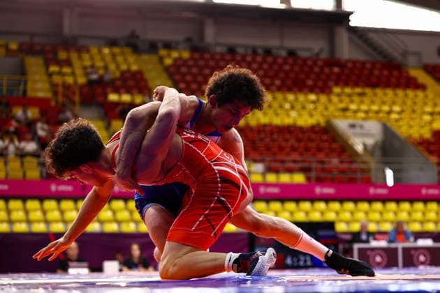 U20 European Championships 57kg FS - Magomed Saliakh Ozdamirov (RUS) df. Ebubekir Gur (TUR) *** U20 European Championships, 57 kg Freestyle: Magomed Saliakh Ozdamirov (RUS) defeated Ebubekir Gur (TUR) by fall Copyright: xJakexKirkmanx xUnitedxWorldxWresx Jake Kirkman United World Wres
