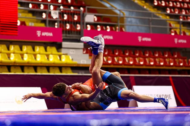 U20 European Championships 57kg FS - Muhammad Ismayilov (AZE) df. Gaspard Camille Cheynoux (FRA) *** U20 European Championships, 57 kg Freestyle: Muhammad Ismayilov (AZE) defeated Gaspard Camille Cheynoux (FRA) Copyright: xJakexKirkmanx xUnitedxWorldxWrestlingx Jake Kirkman United World Wrestling