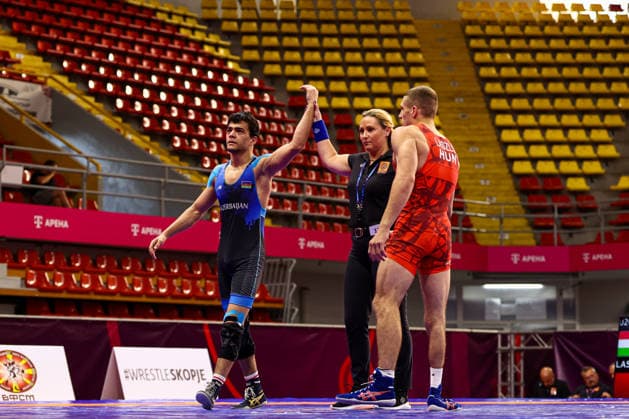 U20 European Championships 65kg FS - Bashir Verdiyev (AZE) df. Mozes Adam Laszlo (HUN) *** U20 European Championships, 65 kg Freestyle: Bashir Verdiyev (AZE) defeated Mozes Adam Laszlo (HUN) Copyright: xJakexKirkmanx xUnitedxWorldxWrestlingx Jake Kirkman United World Wrestling
