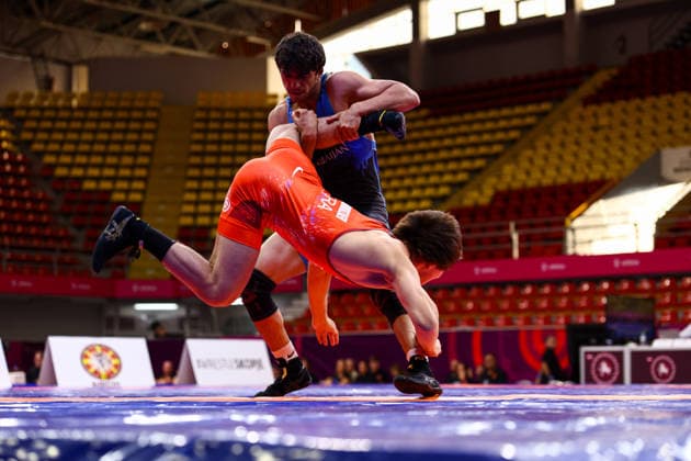 U20 European Championships 70kg FS - Haji Karimov (AZE) df. Bayssangour Bitmurzaev (FRA) *** U20 European Championships, 70 kg Freestyle: Haji Karimov (AZE) def. Bayssangour Bitmurzaev (FRA) Copyright: xJakexKirkmanx xUnitedxWorldxWrestlingx Jake Kirkman United World Wrestling