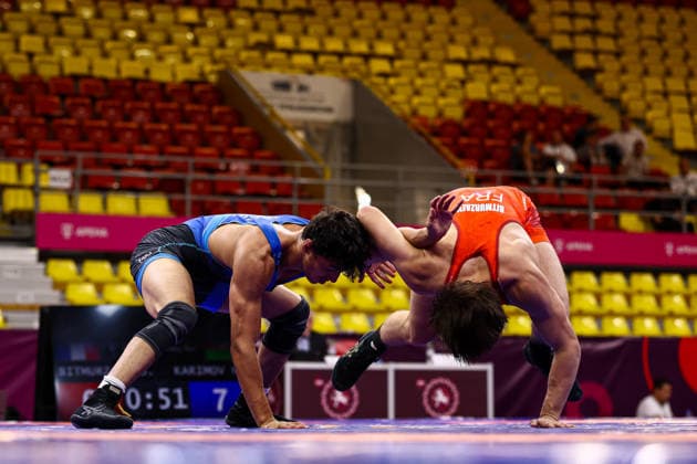 U20 European Championships 70kg FS - Haji Karimov (AZE) df. Bayssangour Bitmurzaev (FRA) *** U20 European Championships, 70 kg Freestyle: Haji Karimov (AZE) def. Bayssangour Bitmurzaev (FRA) Copyright: xJakexKirkmanx xUnitedxWorldxWresx Jake Kirkman United World Wres