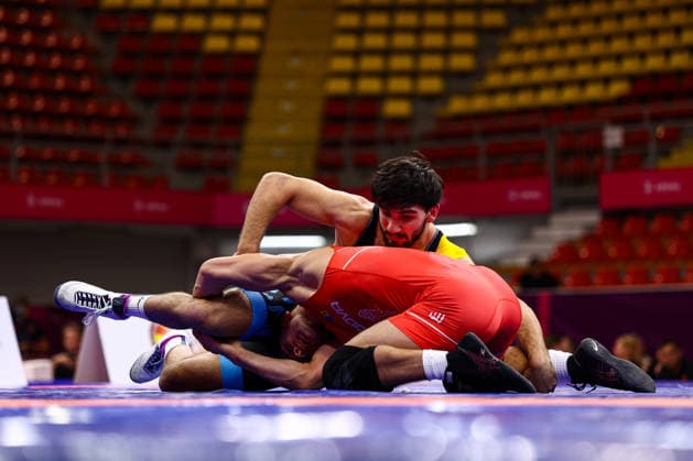 U20 European Championships 70kg FS - Ionut Triboii (MDA) df. Zurab Abalaki (GEO) *** U20 European Championships, 70 kg Freestyle: Ionut Triboii (MDA) def. Zurab Abalaki (GEO) Copyright: xJakexKirkmanx xUnitedxWorldxWresx Jake Kirkman United World Wres
