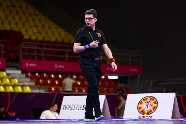 U20 European Championships Referee *** U20 European Championships Referee Copyright: xJakexKirkmanx xUnitedxWorldxWresx Jake Kirkman United World Wres