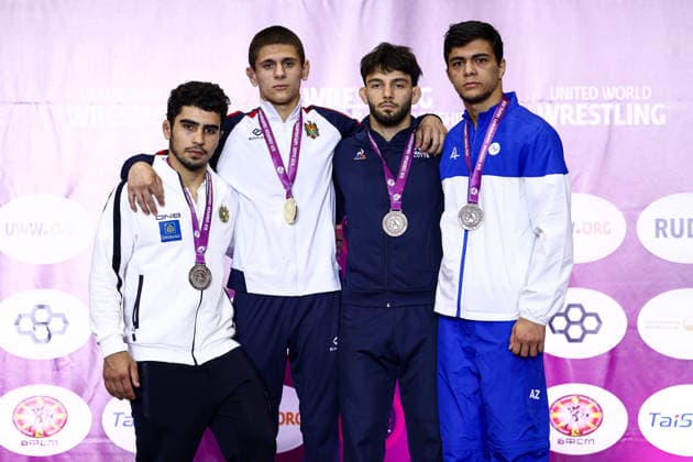 U20 European Championships Podium 65kg FS - Gold: Maxim Dimov (MDA), Silver: Aren Hayrapetyan (ARM), Bronze: Khizir Dasiyev (FRA), Bashir Verdiyev (AZE) *** U20 European Championships Podium, 65kg Freestyle: Gold – Maxim Dimov (MDA); Silver – Aren Hayrapetyan (ARM); Bronze – Khizir Dasiyev (FRA) and Bashir Verdiyev (AZE) Copyright: xJakexKirkmanx xUnitedxWorldxWresx Jake Kirkman United World Wres