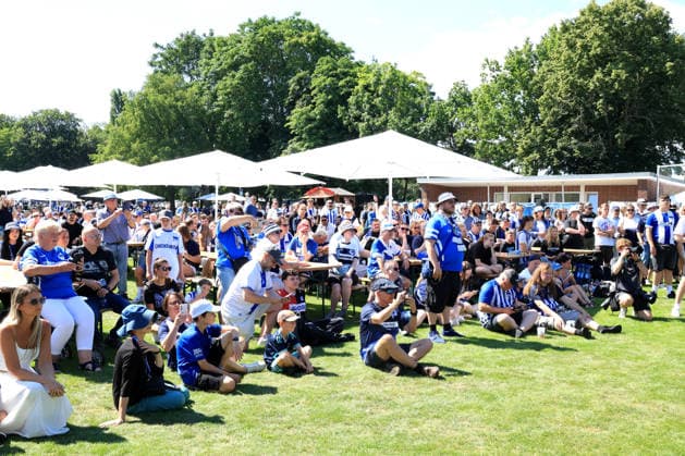 DEU, DFL, 2. FBL Hertha BSC, Saisoneroeffnung, 12.07.2026, Sportforum, Berlin, DEU, DFL, 2. FBL Hertha BSC, Saisoneroeffnung, Hertha-Spieler, Hertha-BSC Fans DFL - regulations prohibit any use of Photographs as image sequences and or quasi-video *** GER, DFL, 2nd Bundesliga Hertha BSC, Season Opener, July 12, 2026, Sportforum, Berlin, GER, DFL, 2nd Bundesliga Hertha BSC, Season Opener, Hertha Players, Hertha BSC Fans. DFL regulations prohibit any use of photographs as image sequences and or quasi-video. Nordphotox xEngler nph00076