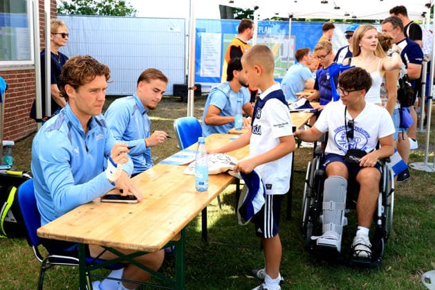 DEU, DFL, 2. FBL Hertha BSC, Saisoneroeffnung, 12.07.2026, Sportforum, Berlin, DEU, DFL, 2. FBL Hertha BSC, Saisoneroeffnung, Hertha-Spieler, Hertha-BSC Fans, Linus Gechter (Hertha BSC Berlin 44), Marten Winkler (Hertha BSC Berlin 22) DFL - regulations prohibit any use of Photographs as image sequences and or quasi-video *** GER, DFL, 2. Bundesliga Hertha BSC, Season Opener, July 12, 2026, Sportforum, Berlin, GER, DFL, 2nd Bundesliga Hertha BSC, Season Opener, Hertha Players, Hertha BSC Fans, Linus Gechter Hertha BSC Berlin 44, Marten Winkler Hertha BSC Berlin 22. DFL regulations prohibit any use of photographs as image sequences and or quasi-video. Nordphotox xEngler nph00076