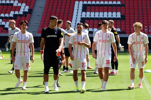 12.07.2026, xrekx, Fussball 1.Bundesliga, SC Freiburg - Trainingsauftakt Saison 2026 27 v.l. Rihito Yamamoto (SC Freiburg) Mio Backhaus (SC Freiburg) Berkay Yilmaz (SC Freiburg) Karl Steinmann (SC Freiburg) Rouven Tarnutzer (SC Freiburg) (DFL DFB REGULATIONS PROHIBIT ANY USE OF PHOTOGRAPHS as IMAGE SEQUENCES and or QUASI-VIDEO) Freiburg *** July 12, 2026, xrekx, Soccer, Bundesliga 1, SC Freiburg Starts Training for the 2026–27 Season: Rihito Yamamoto (SC Freiburg), Mio Backhaus (SC Freiburg), Berkay Yilmaz (SC Freiburg), Karl Steinmann (SC Freiburg), Rouven Tarnutzer (SC Freiburg). DFL and DFB regulations prohibit any use of photographs as IIMAGE SEQUENCES and or QUASI-VIDEO Freiburg
